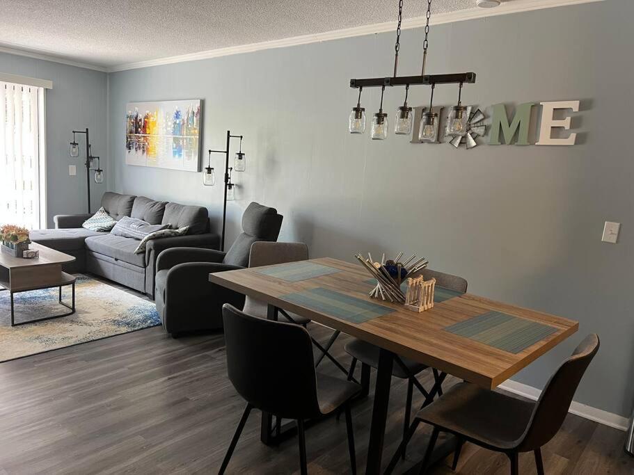 2022 Renovated 2-Bdrm Cozy, Lovely Condo W/Parking! Хилтон-Хед-Айленд Экстерьер фото