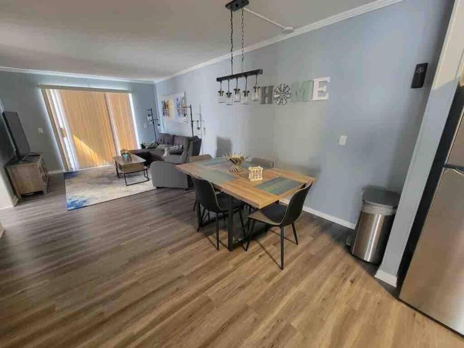 2022 Renovated 2-Bdrm Cozy, Lovely Condo W/Parking! Хилтон-Хед-Айленд Экстерьер фото