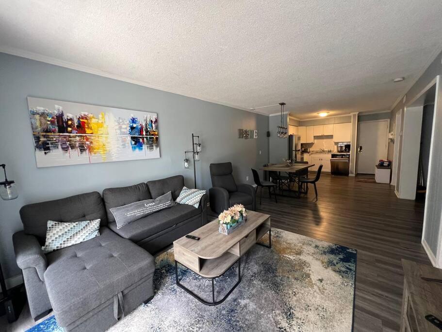2022 Renovated 2-Bdrm Cozy, Lovely Condo W/Parking! Хилтон-Хед-Айленд Экстерьер фото