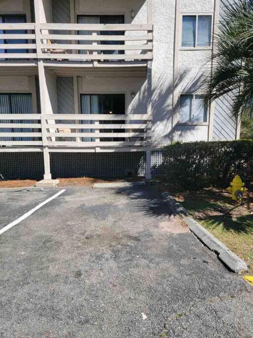 2022 Renovated 2-Bdrm Cozy, Lovely Condo W/Parking! Хилтон-Хед-Айленд Экстерьер фото