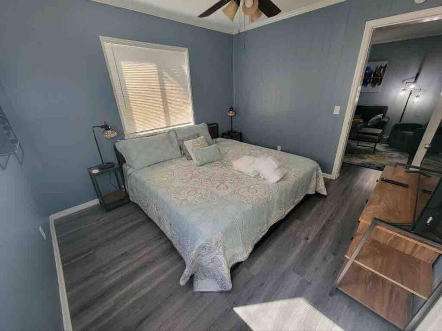 2022 Renovated 2-Bdrm Cozy, Lovely Condo W/Parking! Хилтон-Хед-Айленд Экстерьер фото