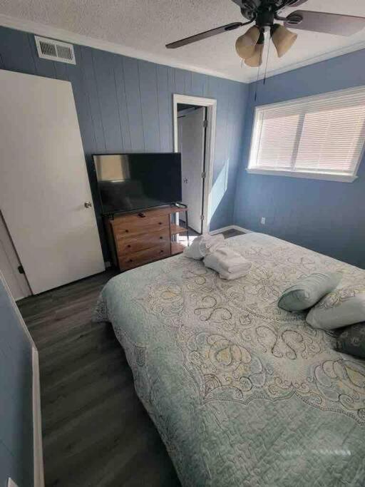 2022 Renovated 2-Bdrm Cozy, Lovely Condo W/Parking! Хилтон-Хед-Айленд Экстерьер фото
